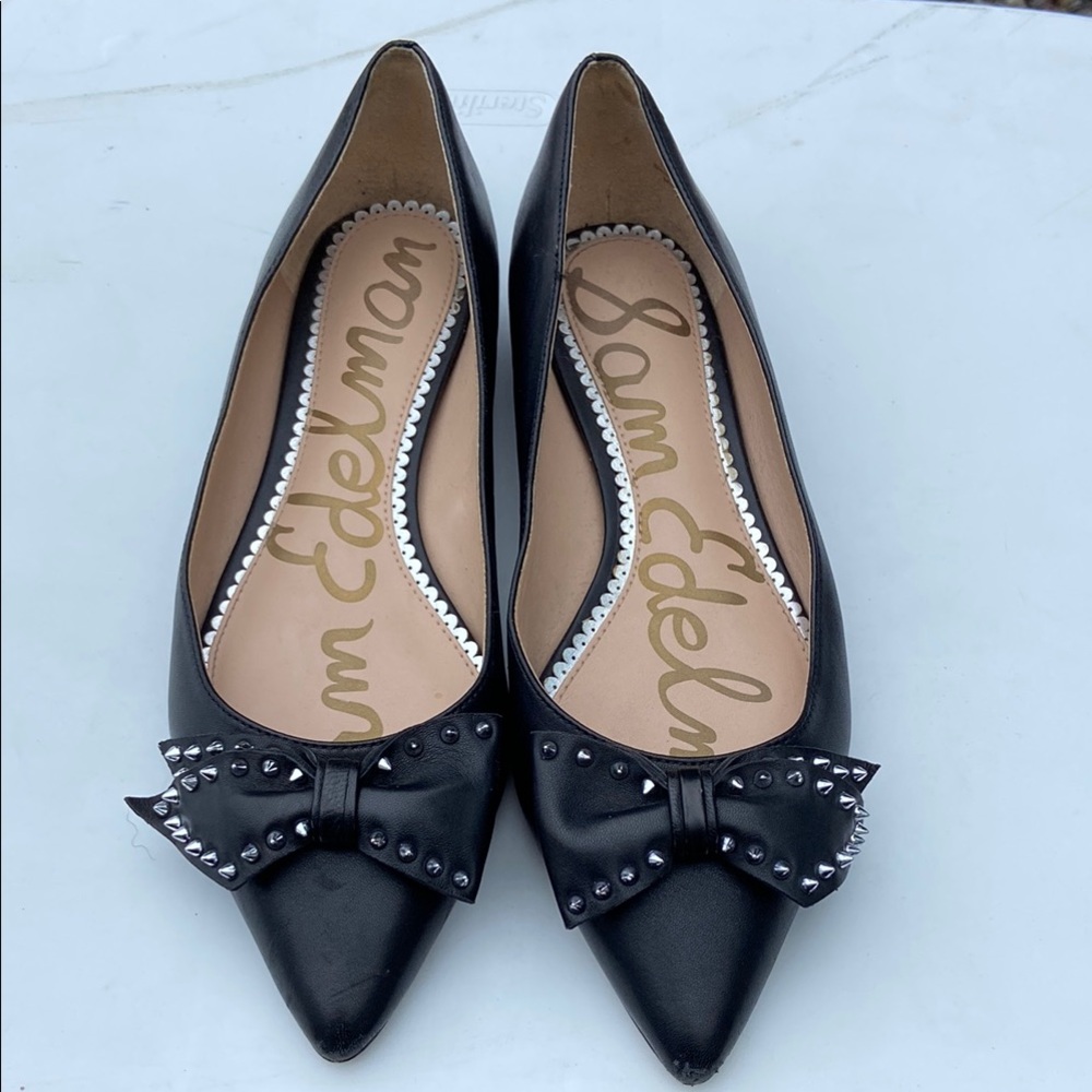 Sam Edelman Raisa flat black leather, studded bow, pointed toe size 7.5